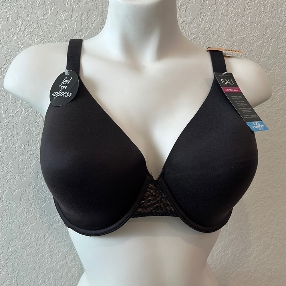 Bali Black Full-Coverage Bra with Adjustable Straps